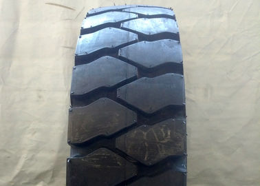 Anti Sideslip Industrial Forklift Tires 8.25-12NHS Narrow Grooves Stable Performance